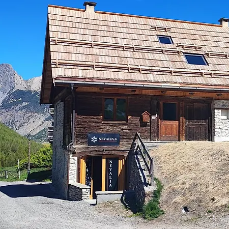 Chalet Montagne 10 Personnes *